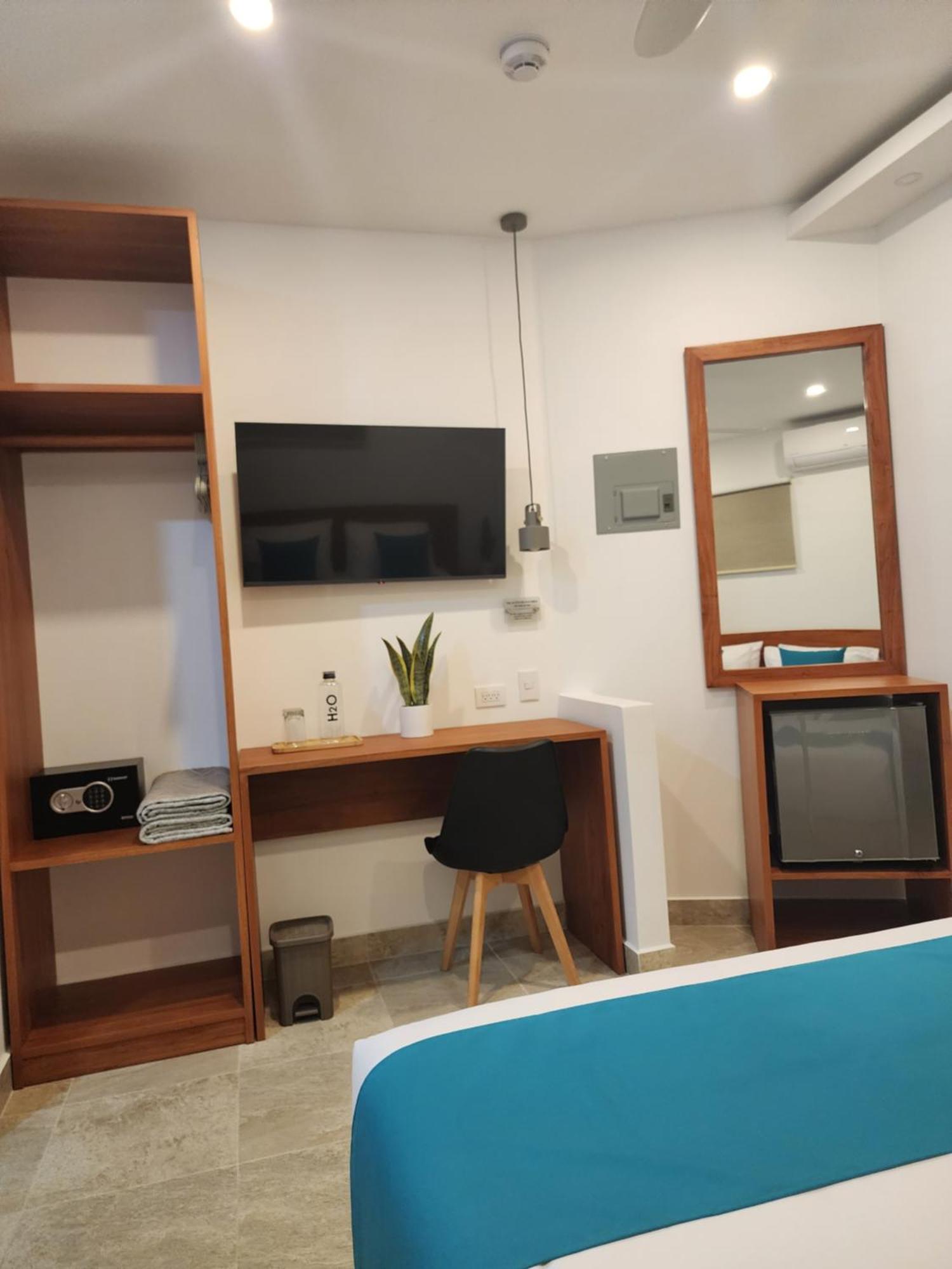 Casa Galapagos By Hostal Fragata 푸에르토아요라 외부 사진